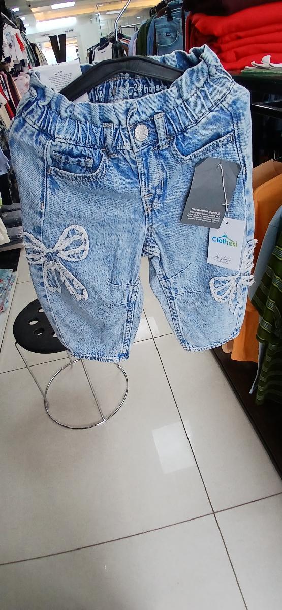 Gap Kids Light Wash Denim Shorts with Lace Bows