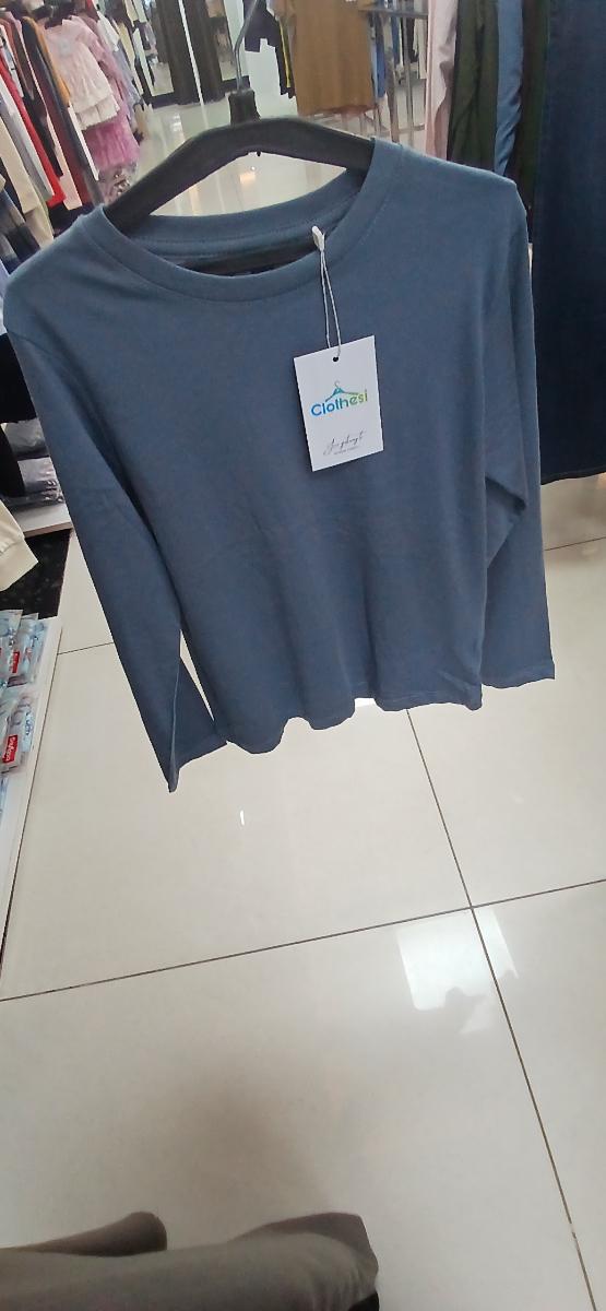 L H Classic Long Sleeve sweat Shirt
