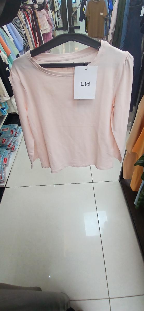 L H sweat shirt