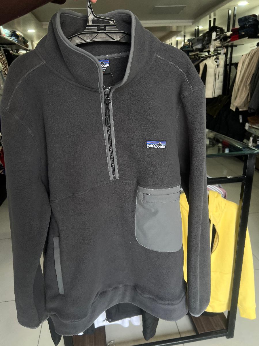 Patagonia Maroon Fleece Pullover Jacket view 1
