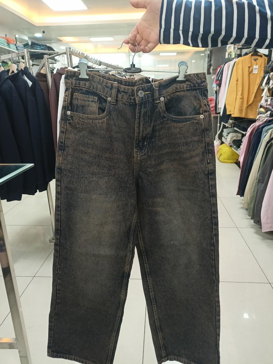 Zara Classic Washed Denim Jeans view 1